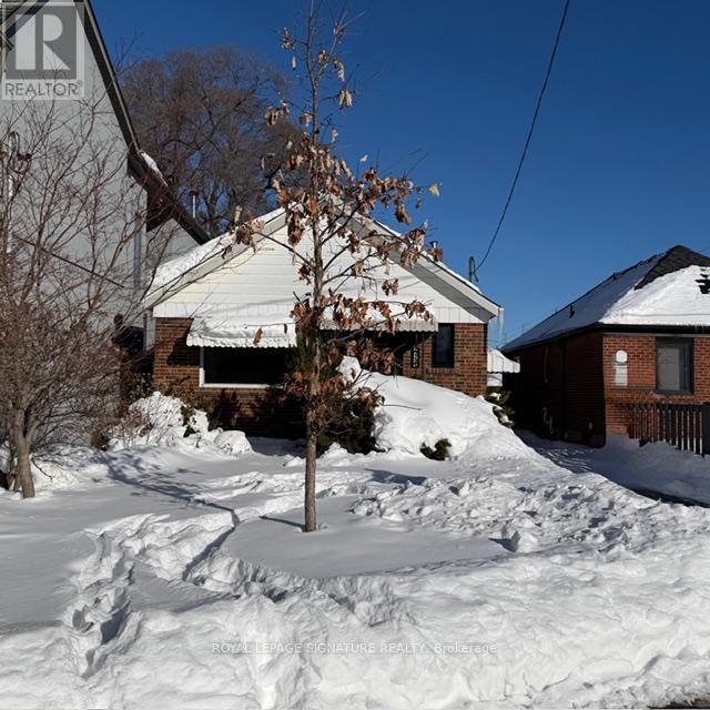 Lower - 293 Glebemount Avenue, Toronto, Ontario  M4C 3V4 - Photo 1 - E13432612