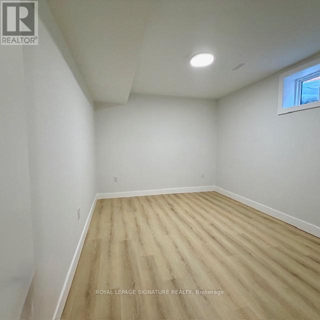 Lower - 293 Glebemount Avenue, Toronto, Ontario  M4C 3V4 - Photo 11 - E13432612