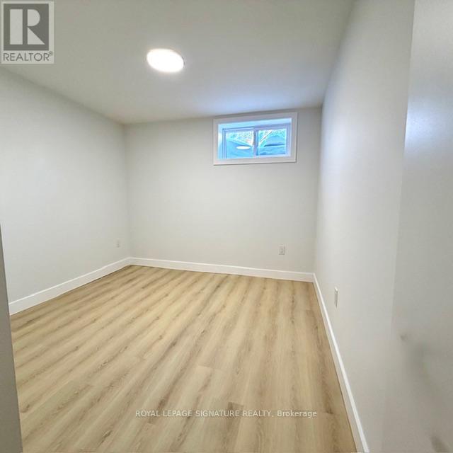 Lower - 293 Glebemount Avenue, Toronto, Ontario  M4C 3V4 - Photo 9 - E13432612