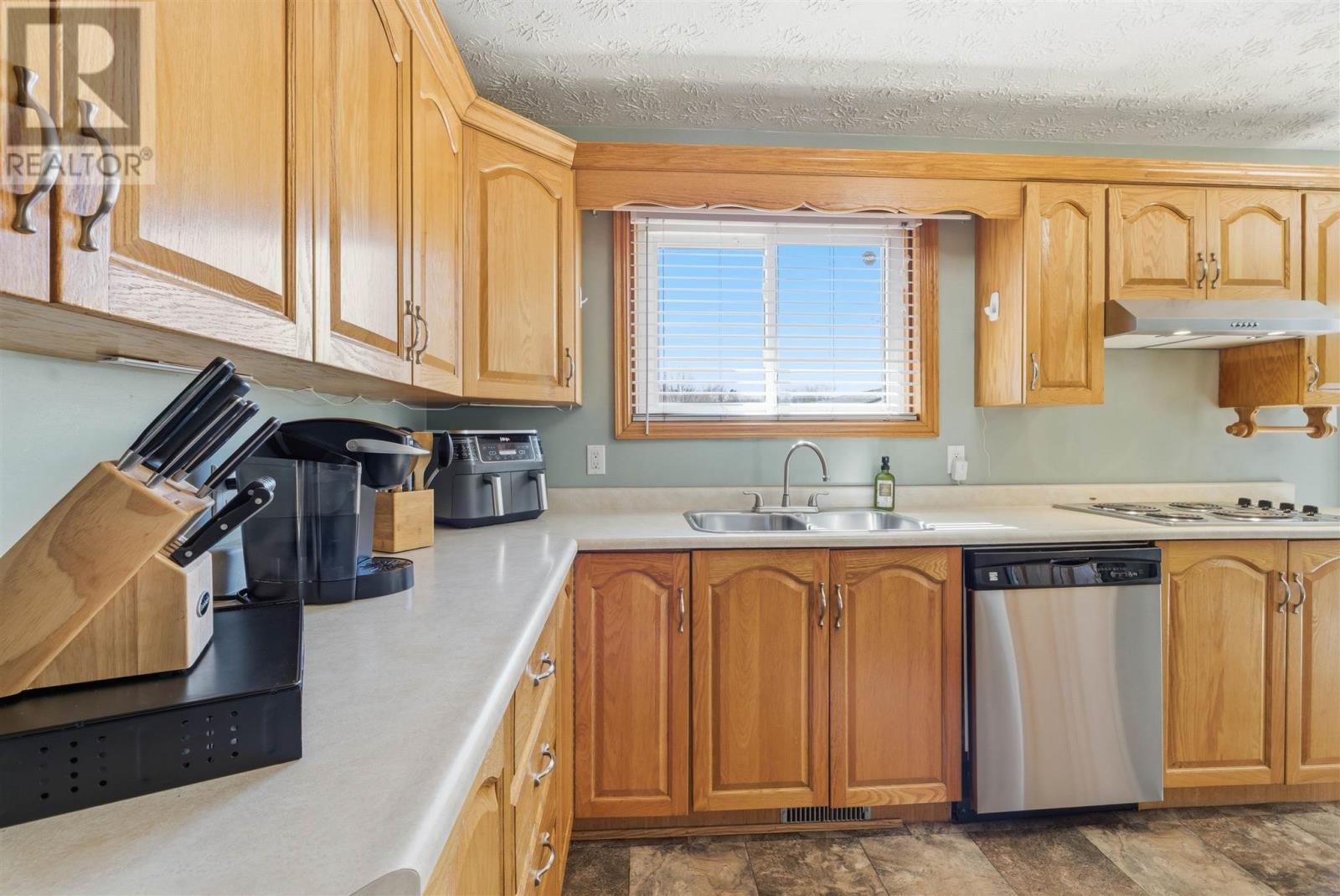 82 Victoria Ave, Blind River, Ontario  P0R 1B0 - Photo 16 - SM261125