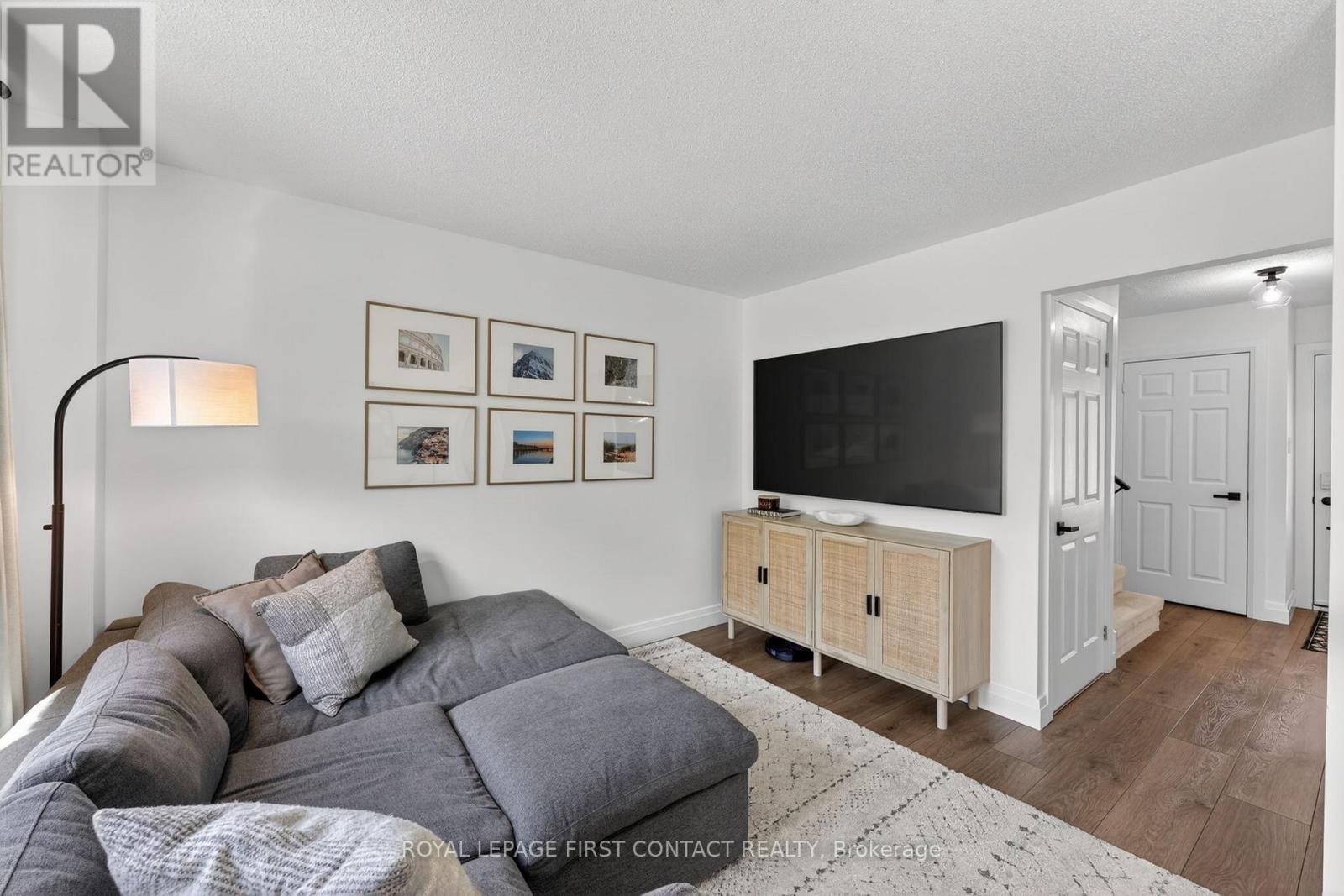 1292 Vincent Crescent, Innisfil, Ontario  L9S 1Z8 - Photo 9 - N13432642