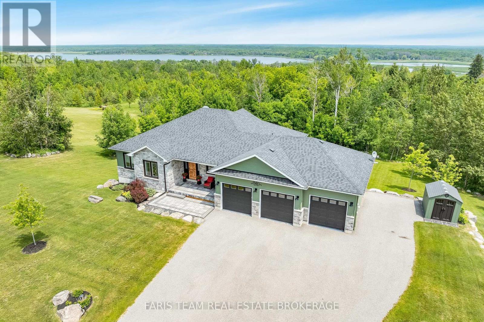 1607 Georgian Heights Boulevard, Severn (Fesserton), Ontario  L0K 2C0 - Photo 2 - S13432408