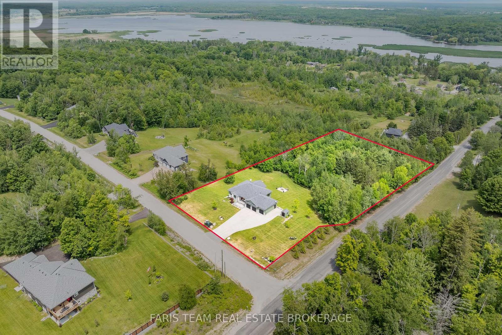 1607 Georgian Heights Boulevard, Severn (Fesserton), Ontario  L0K 2C0 - Photo 3 - S13432408