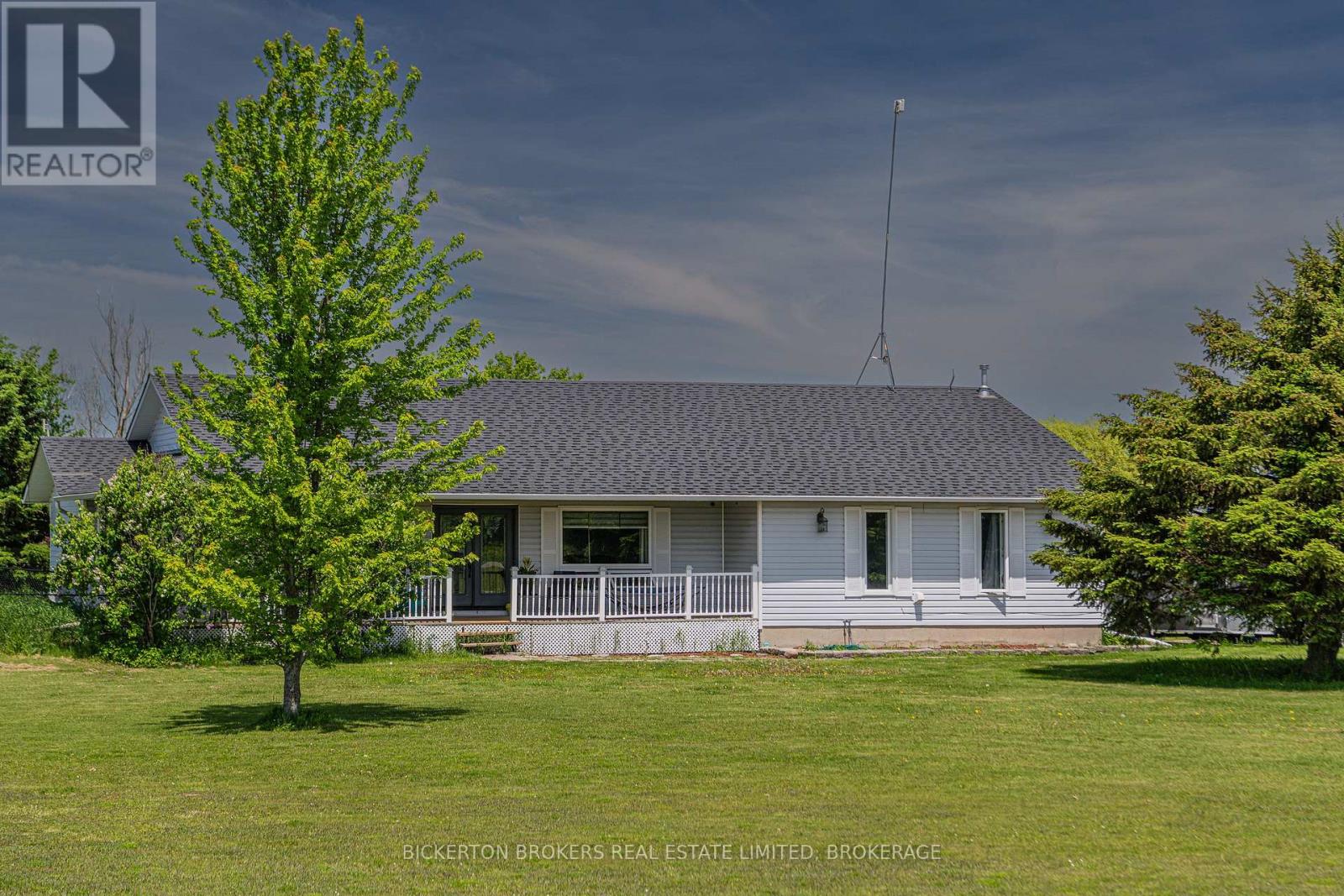 712 Haig Road, Front Of Leeds & Seeleys Bay, Ontario  K0E 1L0 - Photo 2 - X13432788