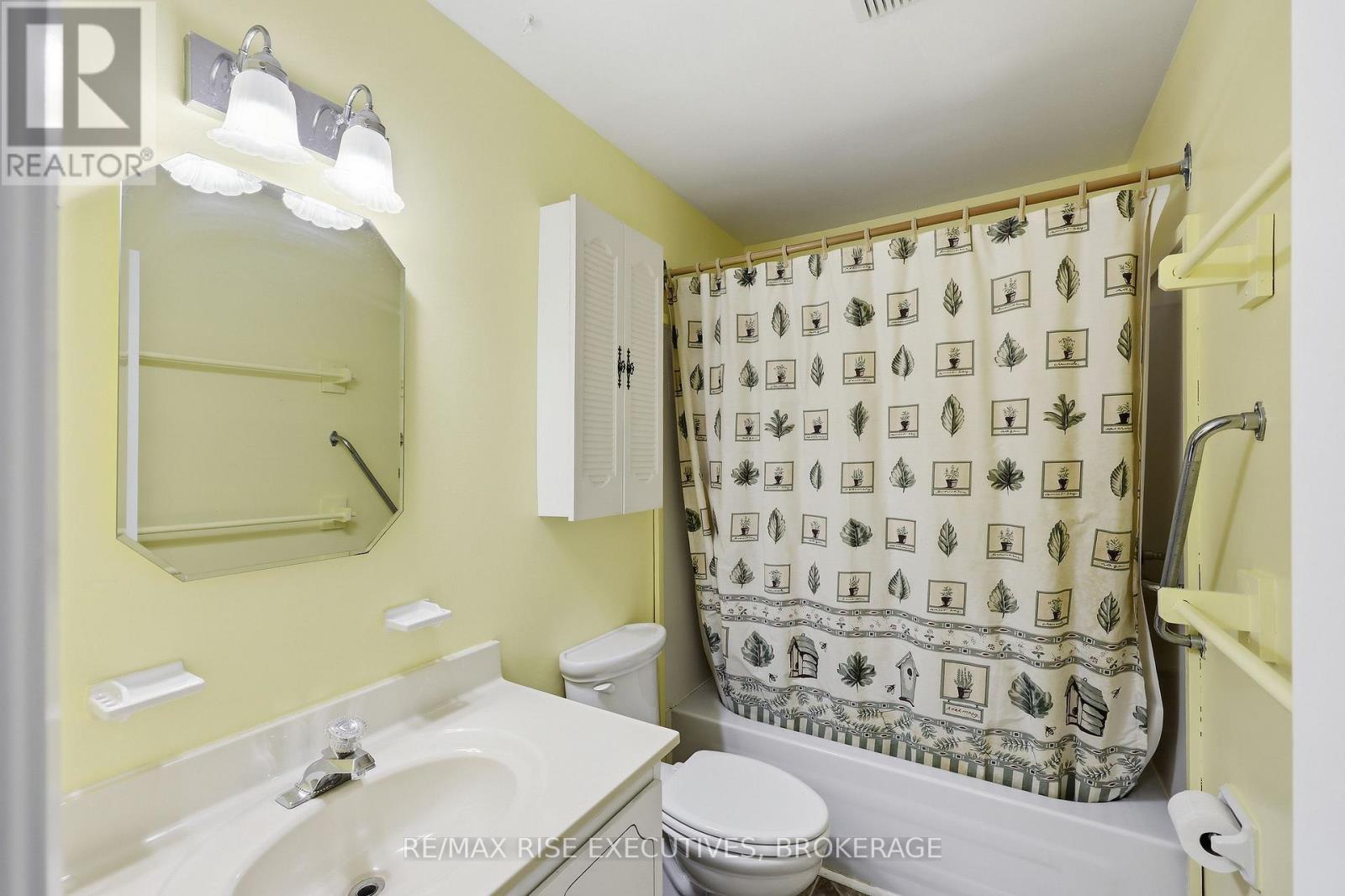 1055 Lincoln Drive, Kingston, Ontario  K7M 4Z3 - Photo 17 - X13432862