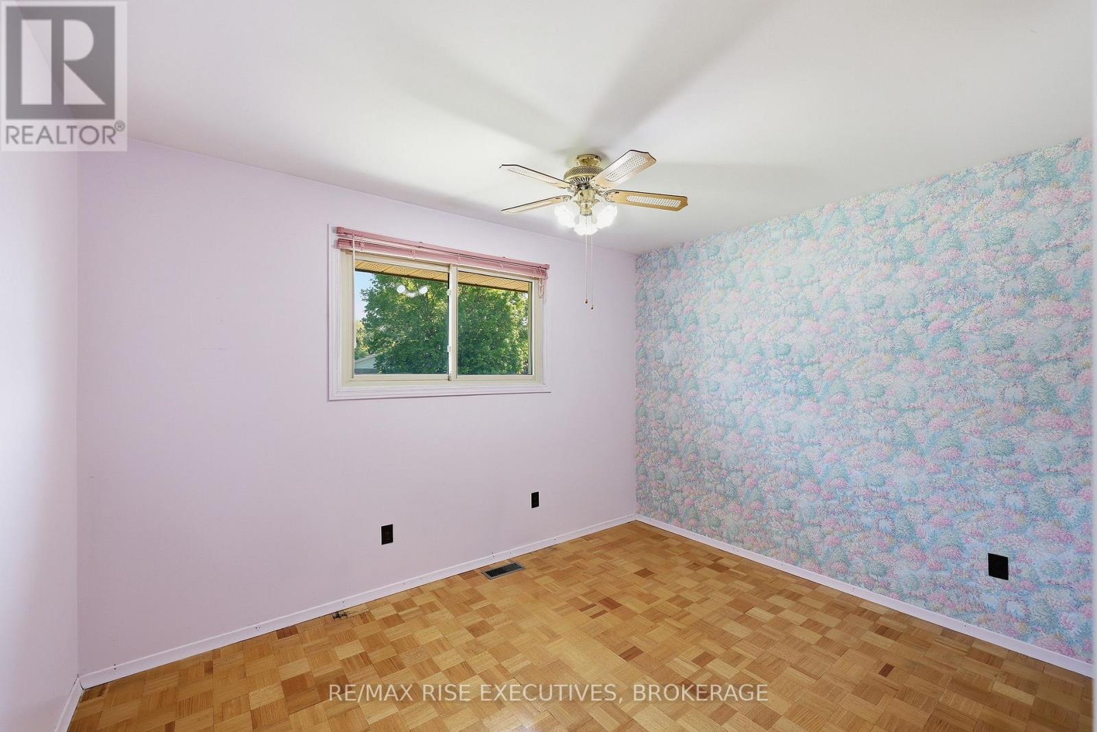 1055 Lincoln Drive, Kingston, Ontario  K7M 4Z3 - Photo 19 - X13432862