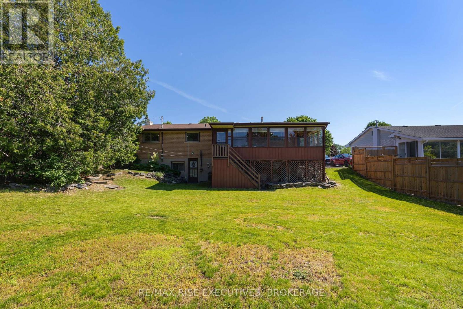 1055 Lincoln Drive, Kingston, Ontario  K7M 4Z3 - Photo 42 - X13432862
