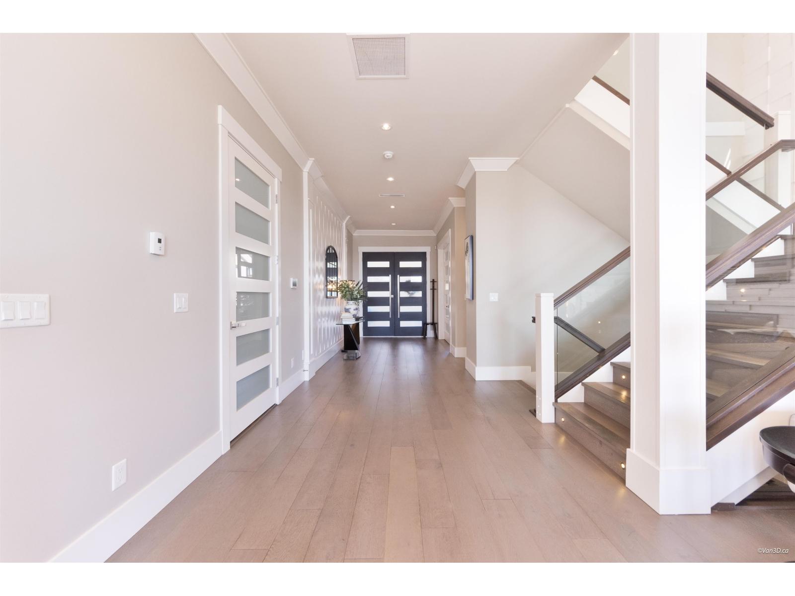 7679 155 Street, Surrey, British Columbia  V3R 9C1 - Photo 4 - R3134337