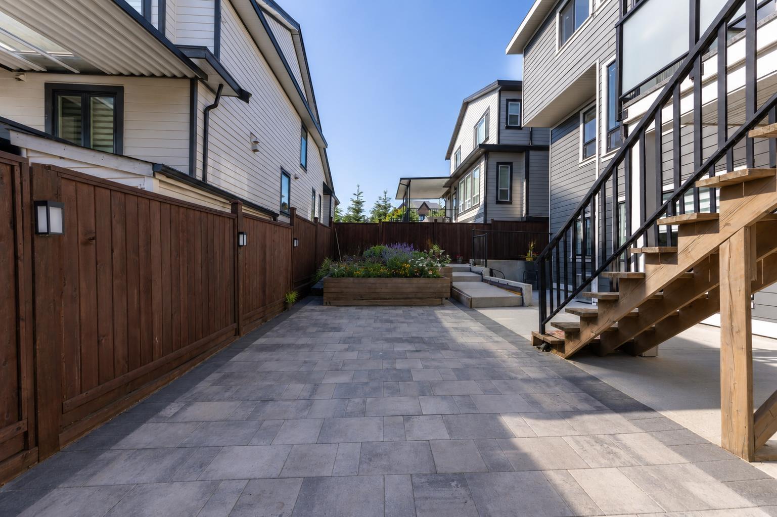 7679 155 Street, Surrey, British Columbia  V3R 9C1 - Photo 36 - R3134337