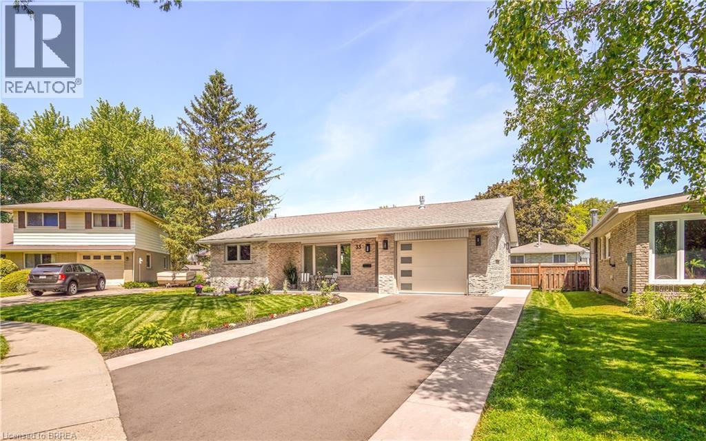 33 Tanglewood Terrace, Brantford, Ontario  N3R 3R8 - Photo 1 - 40837705