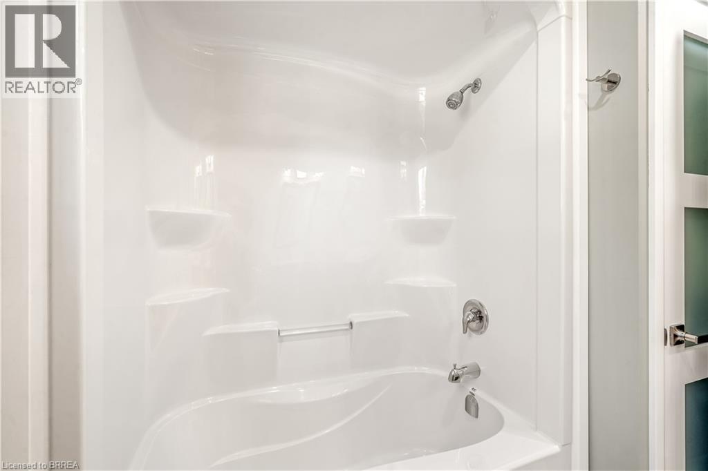 33 Tanglewood Terrace, Brantford, Ontario  N3R 3R8 - Photo 26 - 40837705