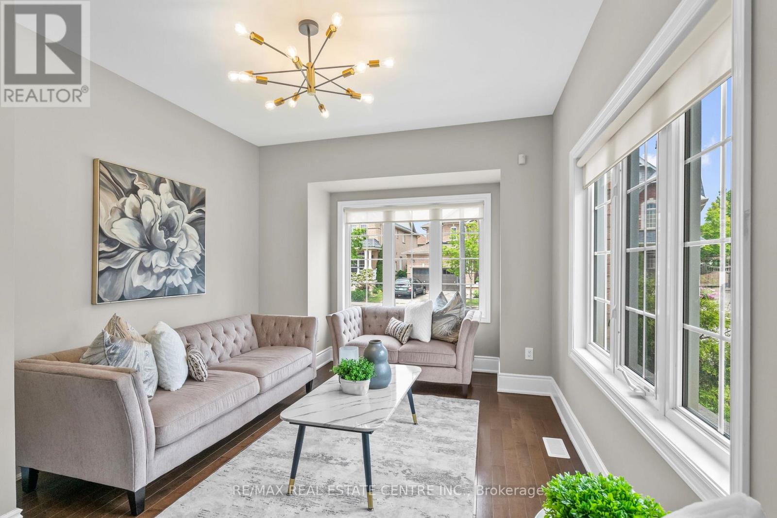 1360 Rolph Terrace, Milton, Ontario  L9T 7E1 - Photo 3 - W13432446