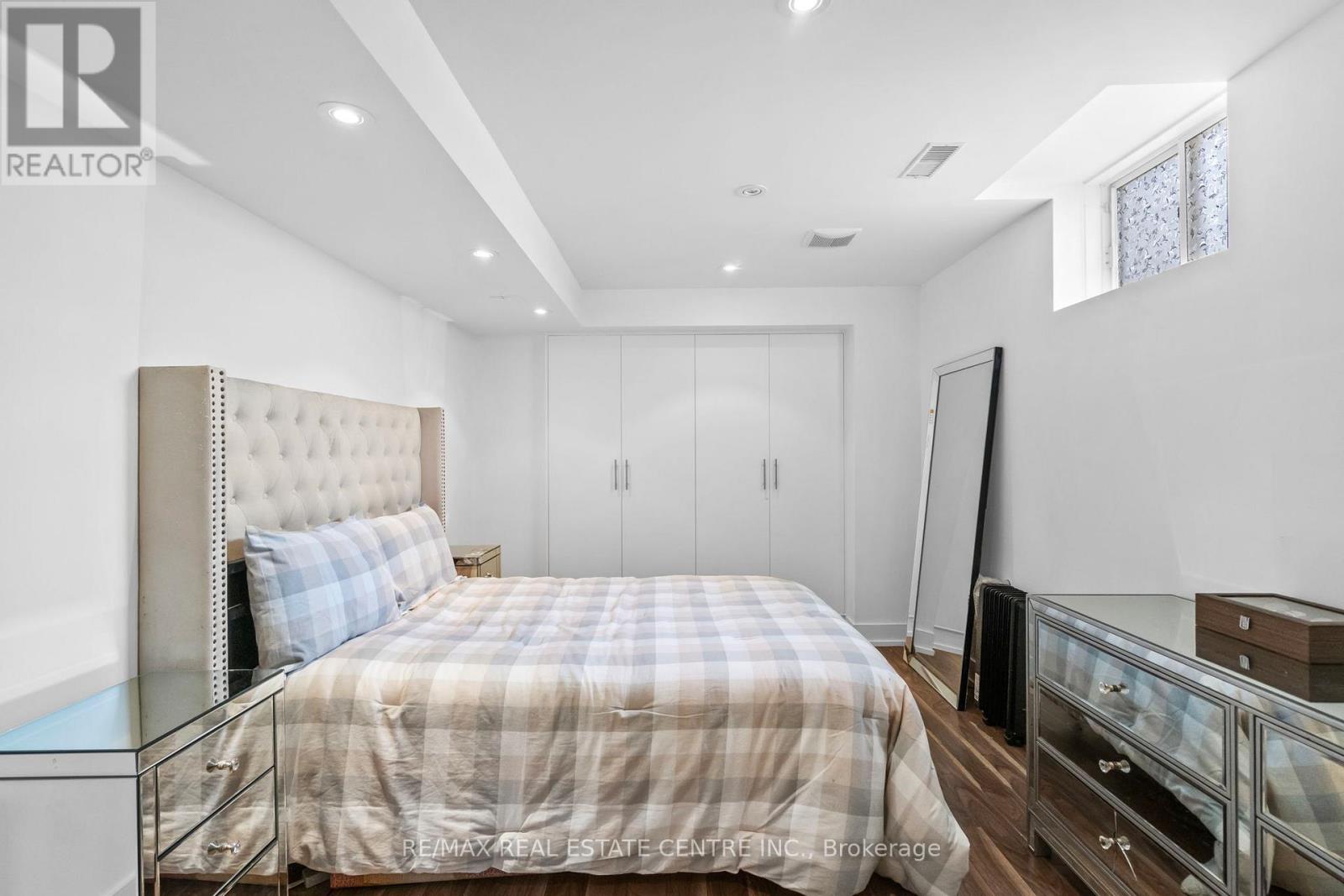 1360 Rolph Terrace, Milton, Ontario  L9T 7E1 - Photo 42 - W13432446