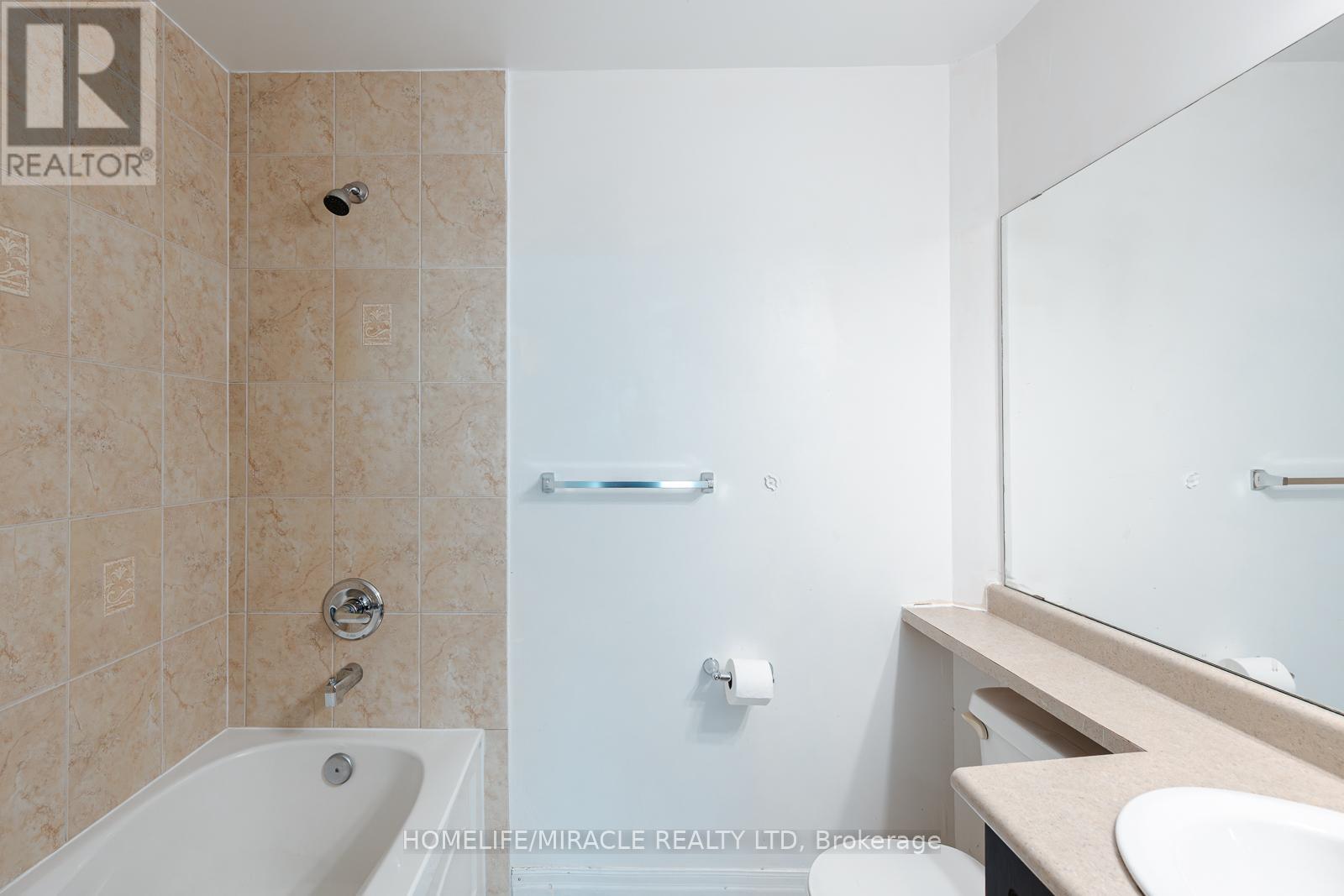 1508 - 225 Webb Drive, Mississauga, Ontario  L5B 4P2 - Photo 18 - W13432488