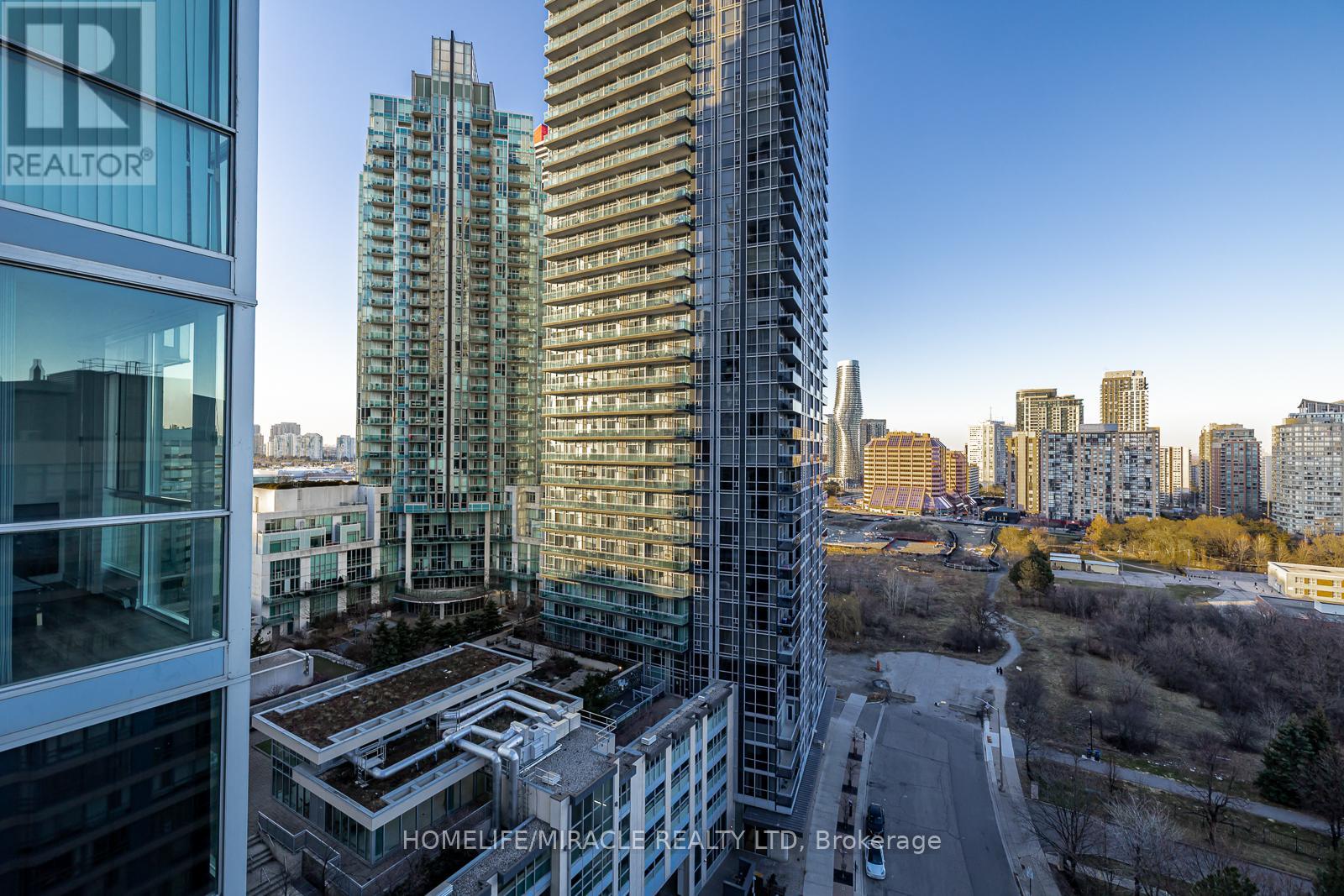 1508 - 225 Webb Drive, Mississauga, Ontario  L5B 4P2 - Photo 31 - W13432488