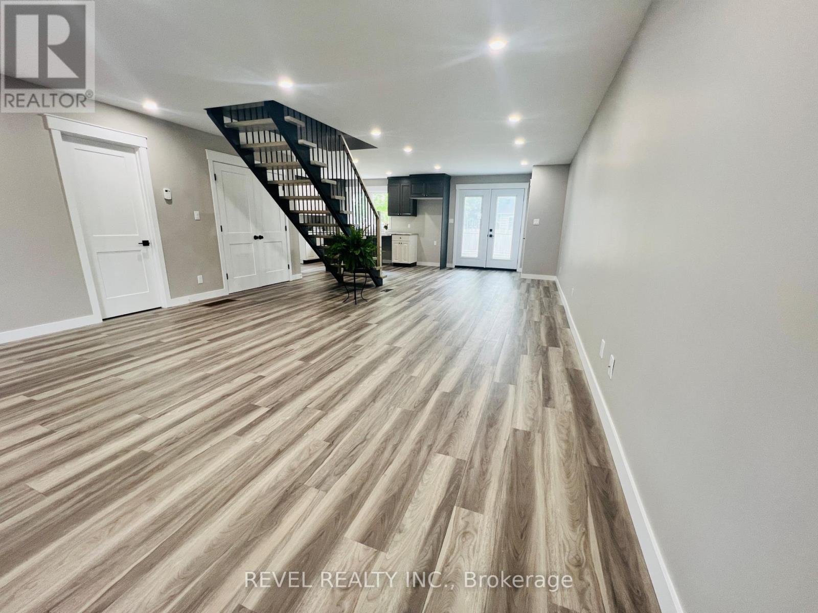 48 Sterling Avenue W, Timmins, Ontario  P4N 3K3 - Photo 3 - T13432870
