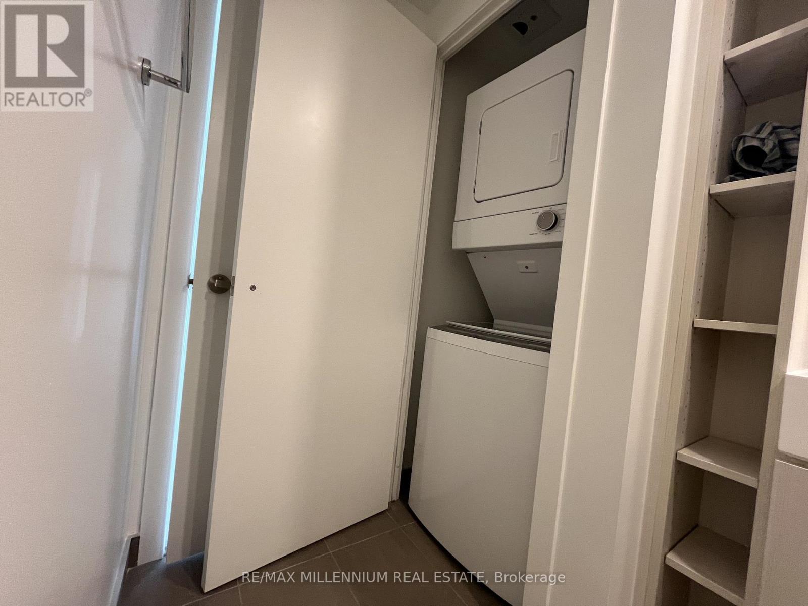 1608 - 370 Martha Street, Burlington, Ontario  L7R 0G9 - Photo 23 - W13432498