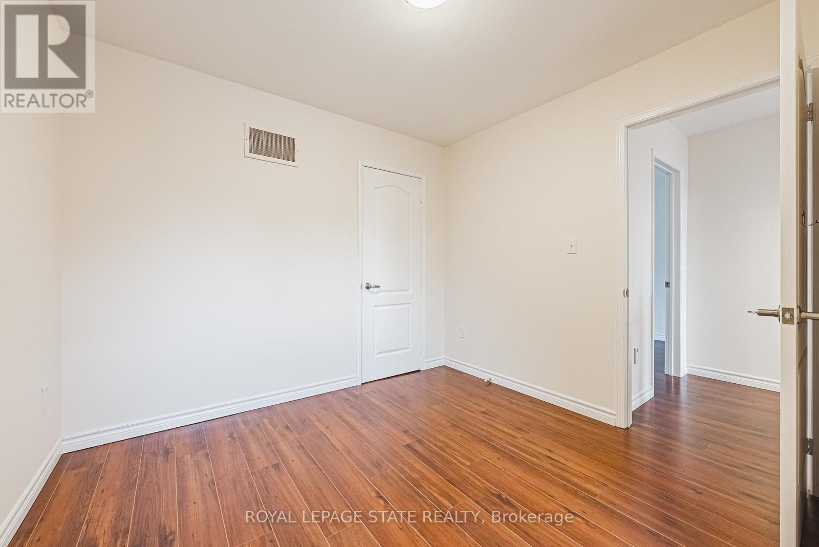 2412 Curtis Road, Burlington, Ontario  L7L 7M3 - Photo 21 - W13432542
