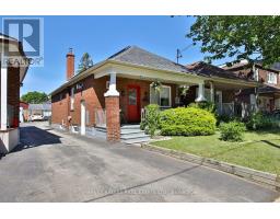 112 FOURTH STREET, Toronto, Ontario