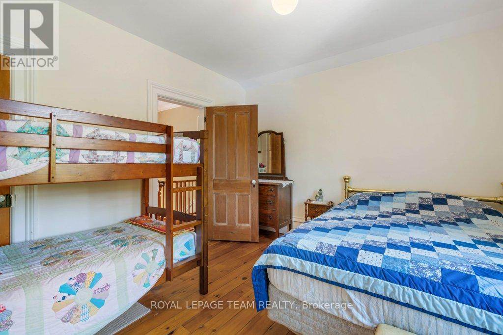 10095 Shaw Road, North Dundas, Ontario  K0E 1S0 - Photo 23 - X12483325