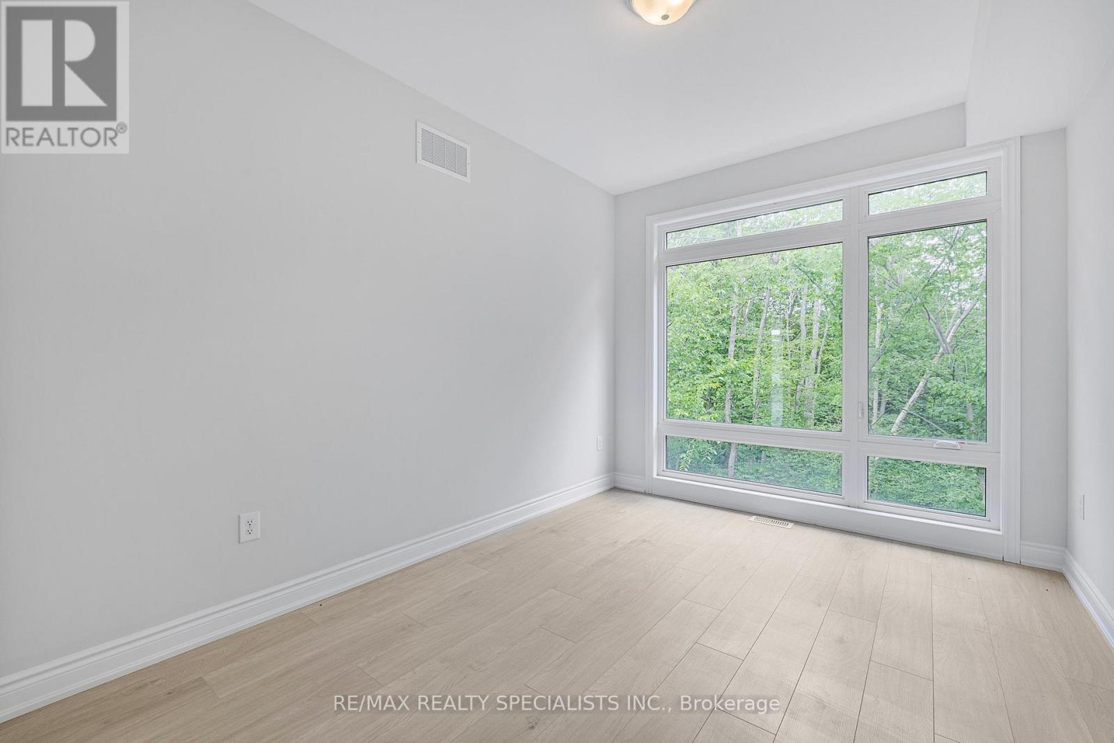 95 Marina Village Drive, Georgian Bay, Ontario  L0K 1S0 - Photo 24 - X13432484