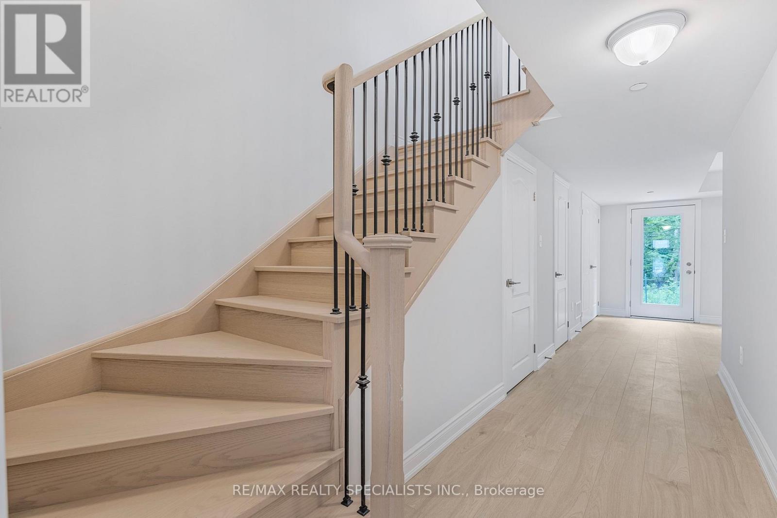 95 Marina Village Drive, Georgian Bay, Ontario  L0K 1S0 - Photo 6 - X13432484