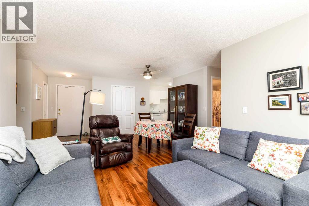 328, 56 Carroll Crescent, Red Deer, Alberta  T4P 3Y3 - Photo 6 - A2320019