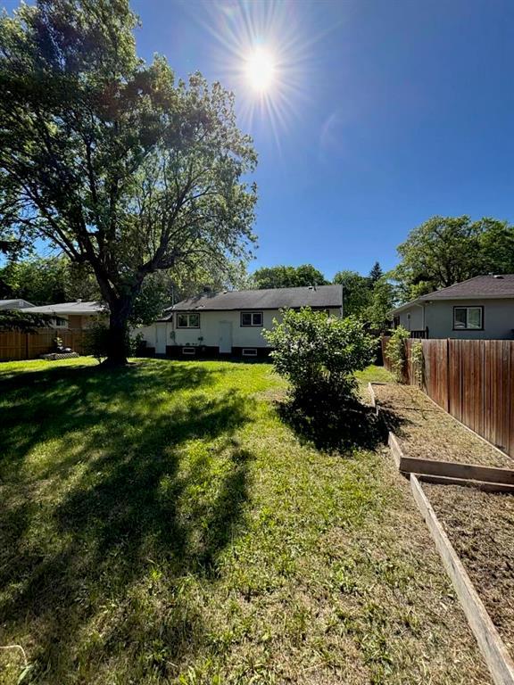 621 21st Street, Brandon, Manitoba  R7B 1P6 - Photo 16 - 202611366