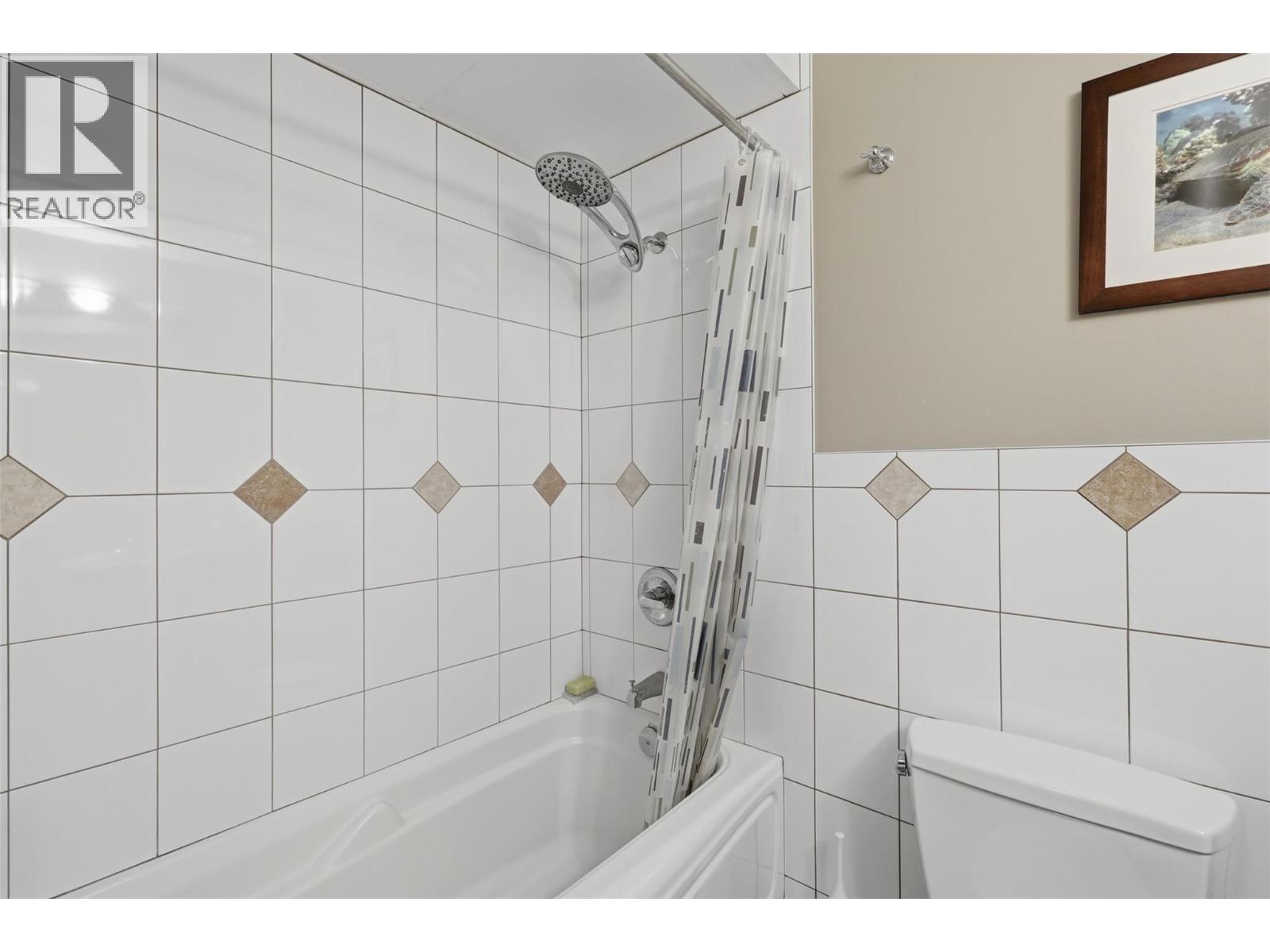 Listing image 65