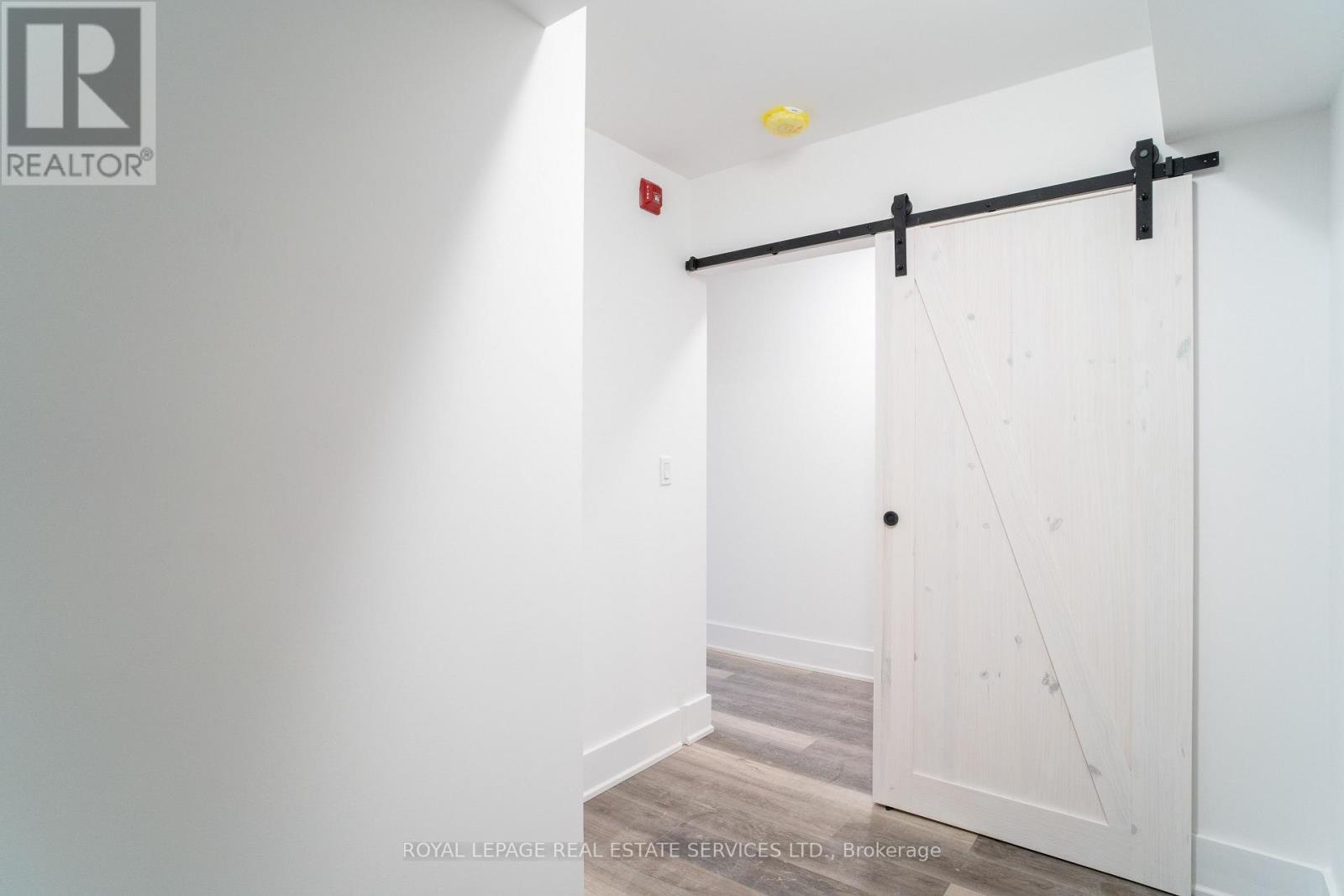 2b - 1106 St Clair Avenue W, Toronto, Ontario  M6E 1A7 - Photo 10 - C13432802