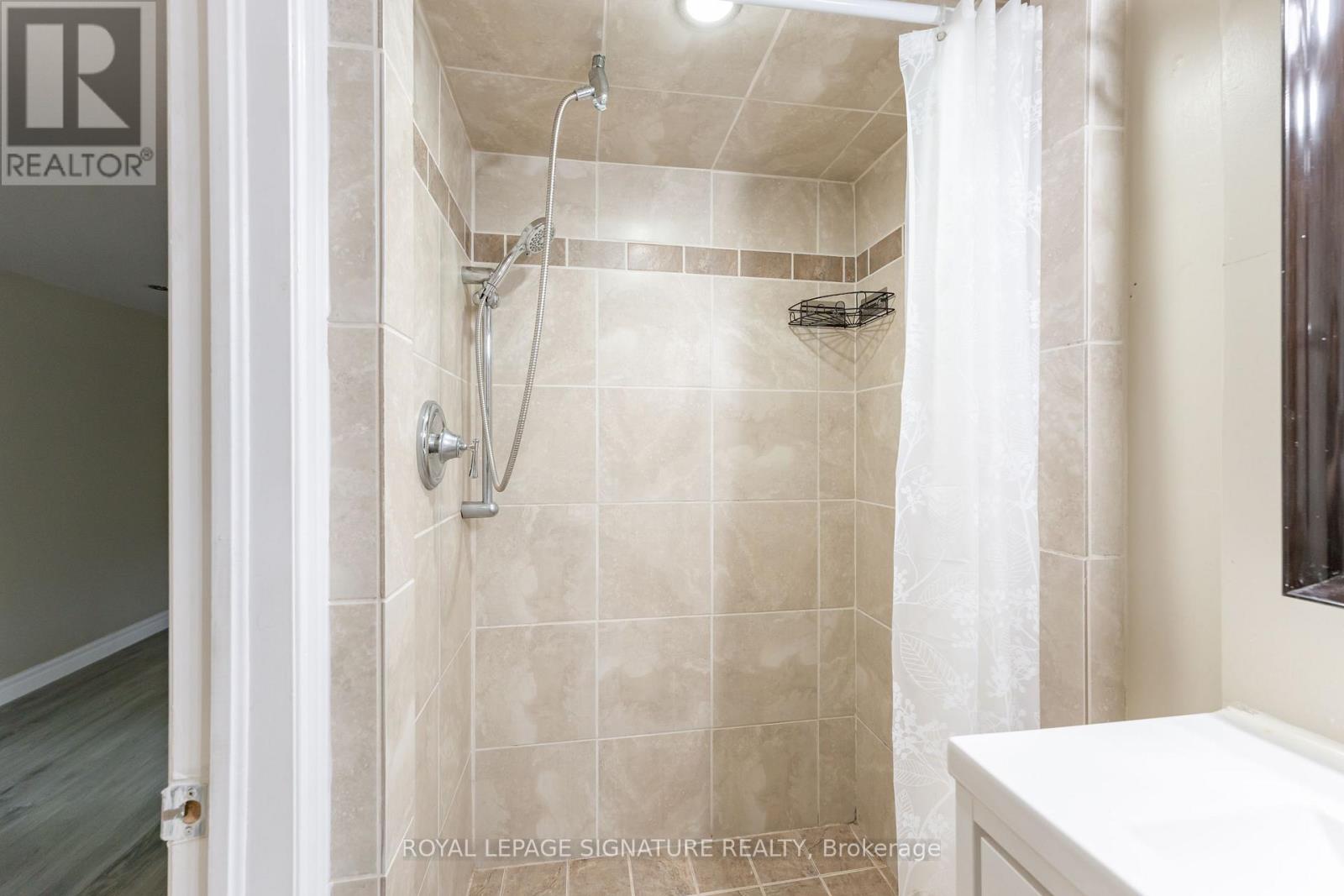 Lower - 14 Lawndale Road, Toronto, Ontario  M1M 3R6 - Photo 14 - E13432754