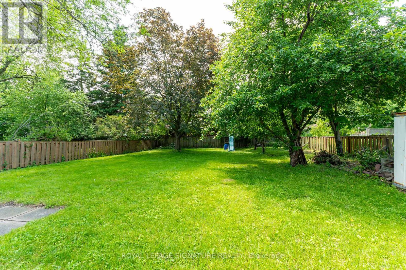 Lower - 14 Lawndale Road, Toronto, Ontario  M1M 3R6 - Photo 24 - E13432754