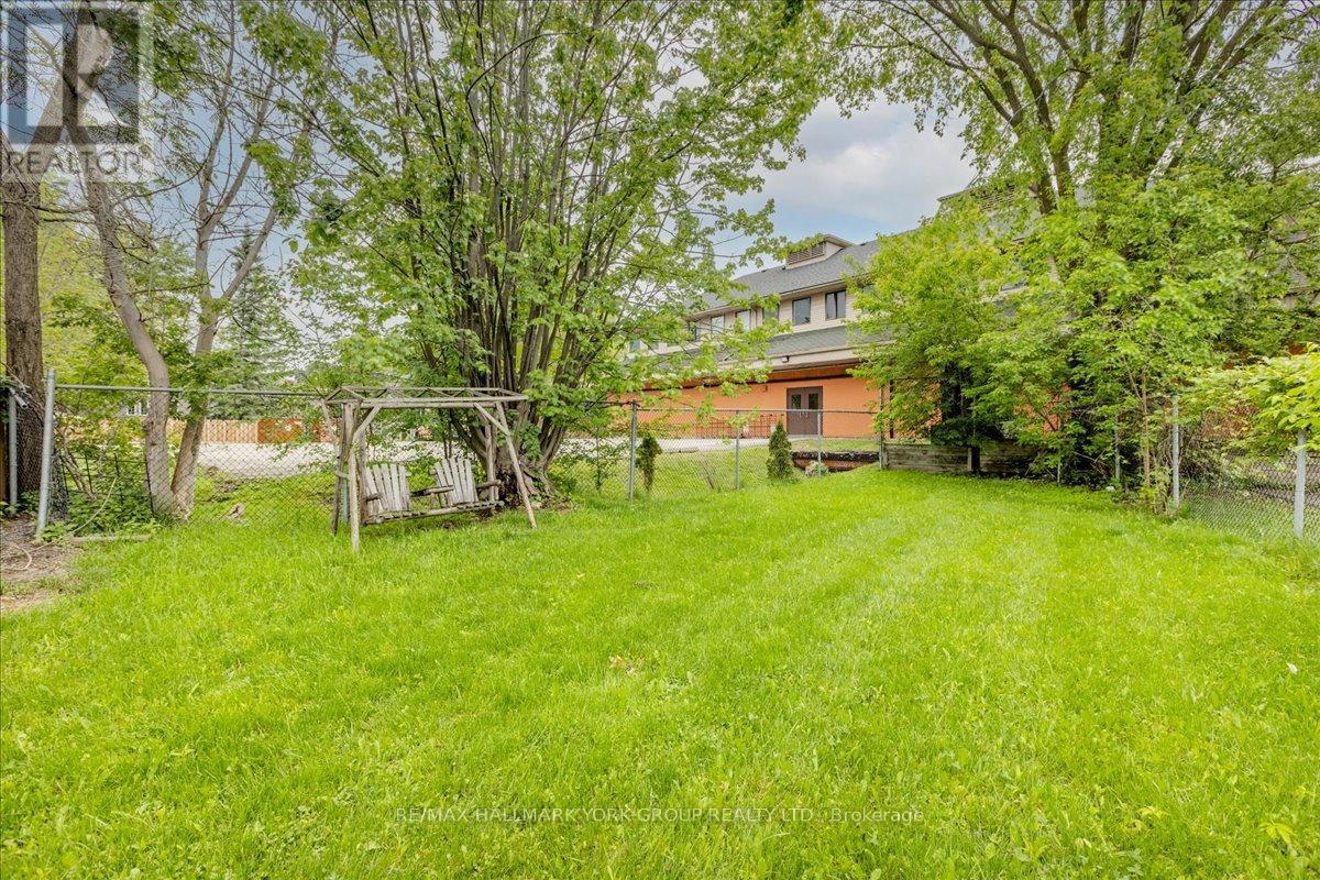 19 Metro Road S, Georgina, Ontario  L4P 1V7 - Photo 24 - N13431868