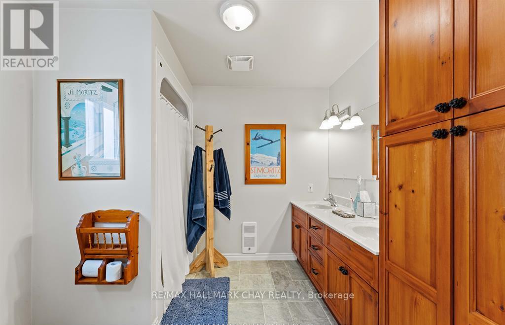 137 Pickerel Point Road, Georgian Bay, Ontario  L0K 1S0 - Photo 19 - X13431032