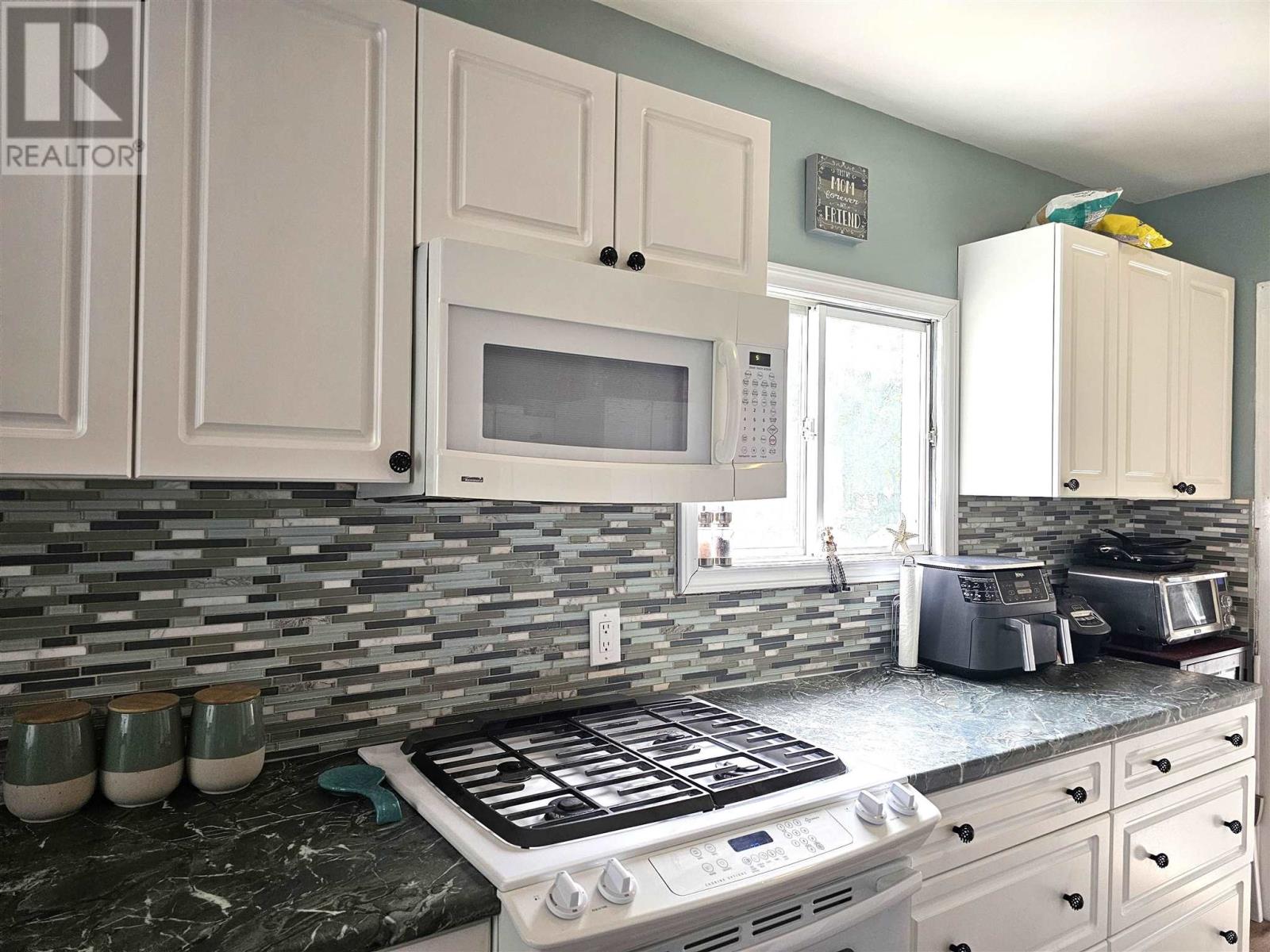 357 Morin St, Sault Ste. Marie, Ontario  P6C 3E5 - Photo 8 - SM261368