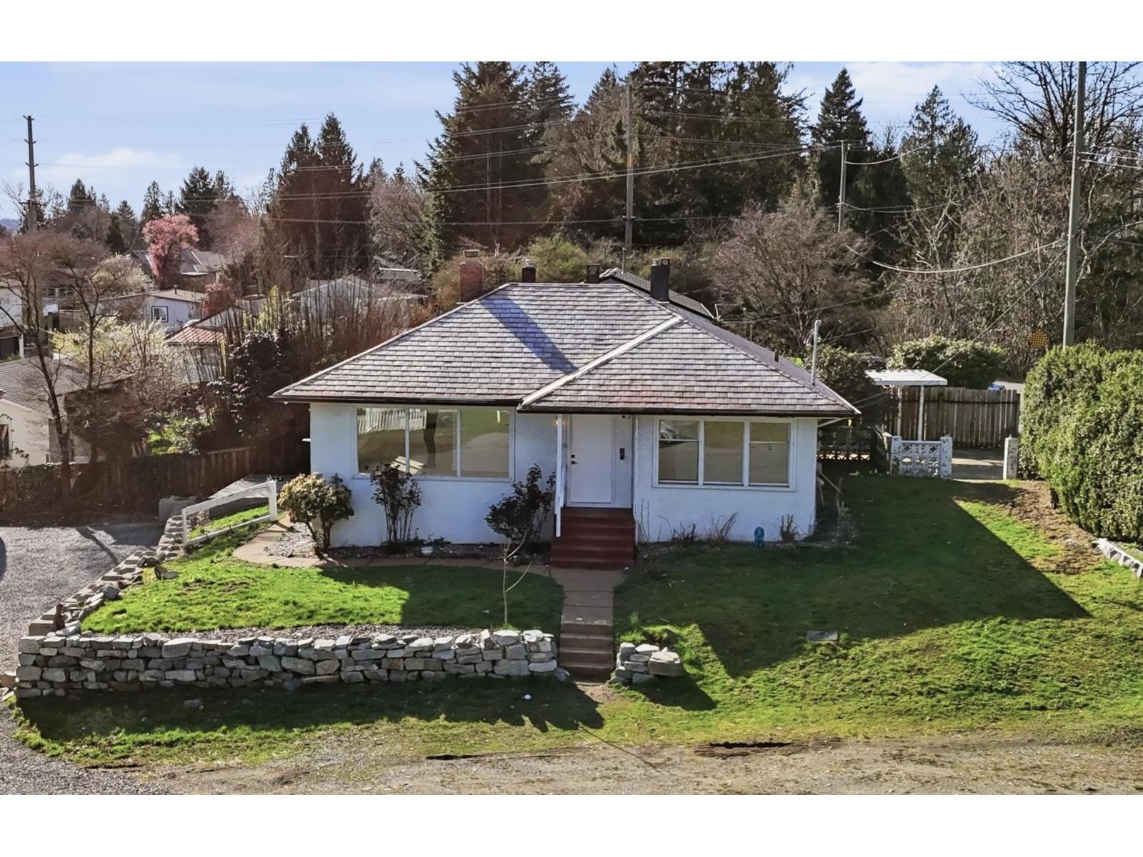 7489 Maple Street, Mission, British Columbia  V2V 3N8 - Photo 3 - R3134521