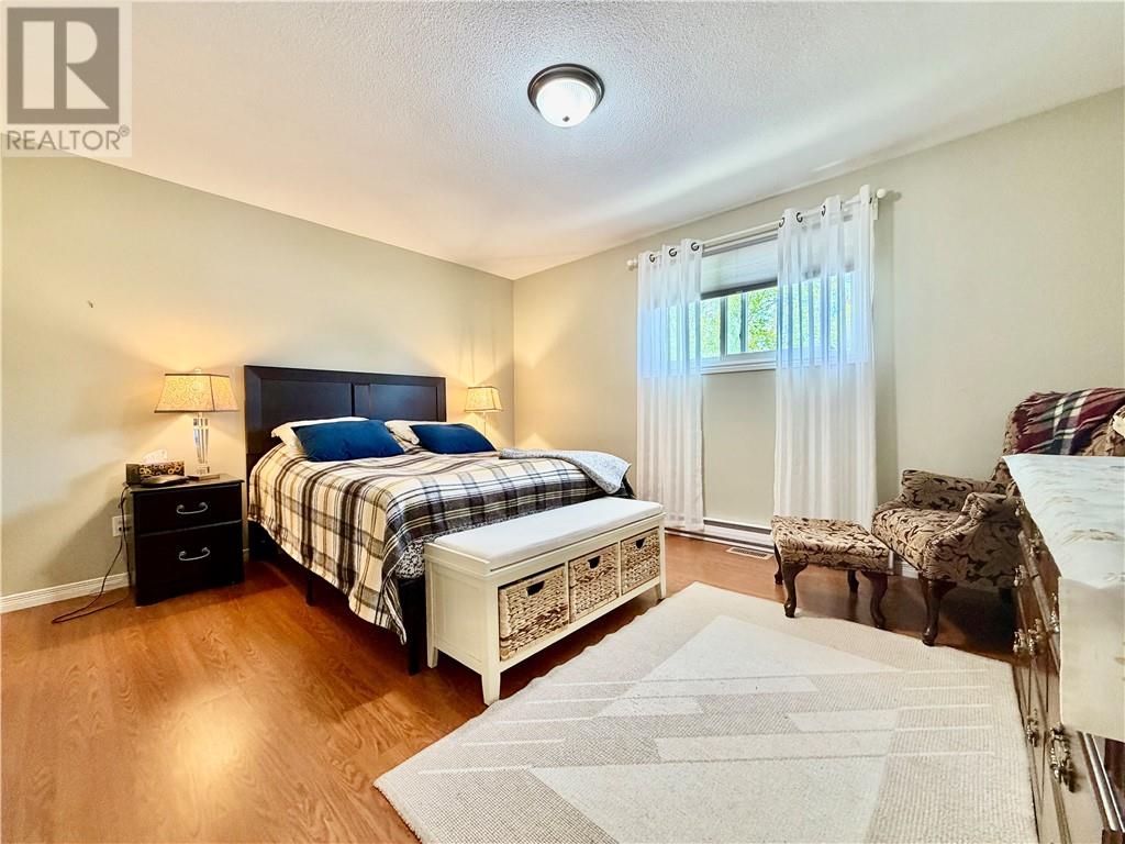 979 Woodbine Avenue, Greater Sudbury, Ontario  P3A 5E3 - Photo 19 - 2128462