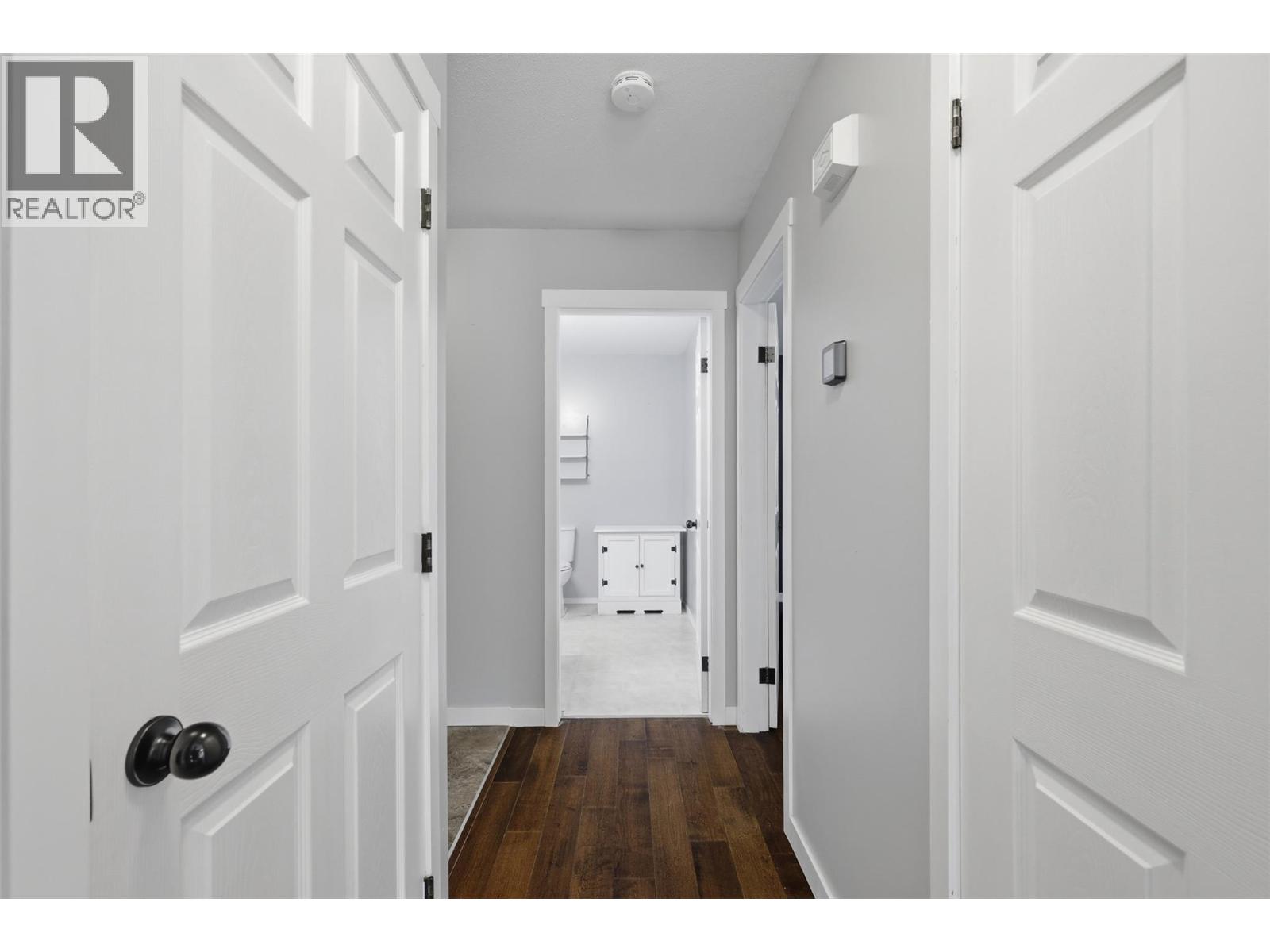 1897 Fleetwood Avenue, Kamloops, British Columbia  V2B 4R9 - Photo 17 - 10389847