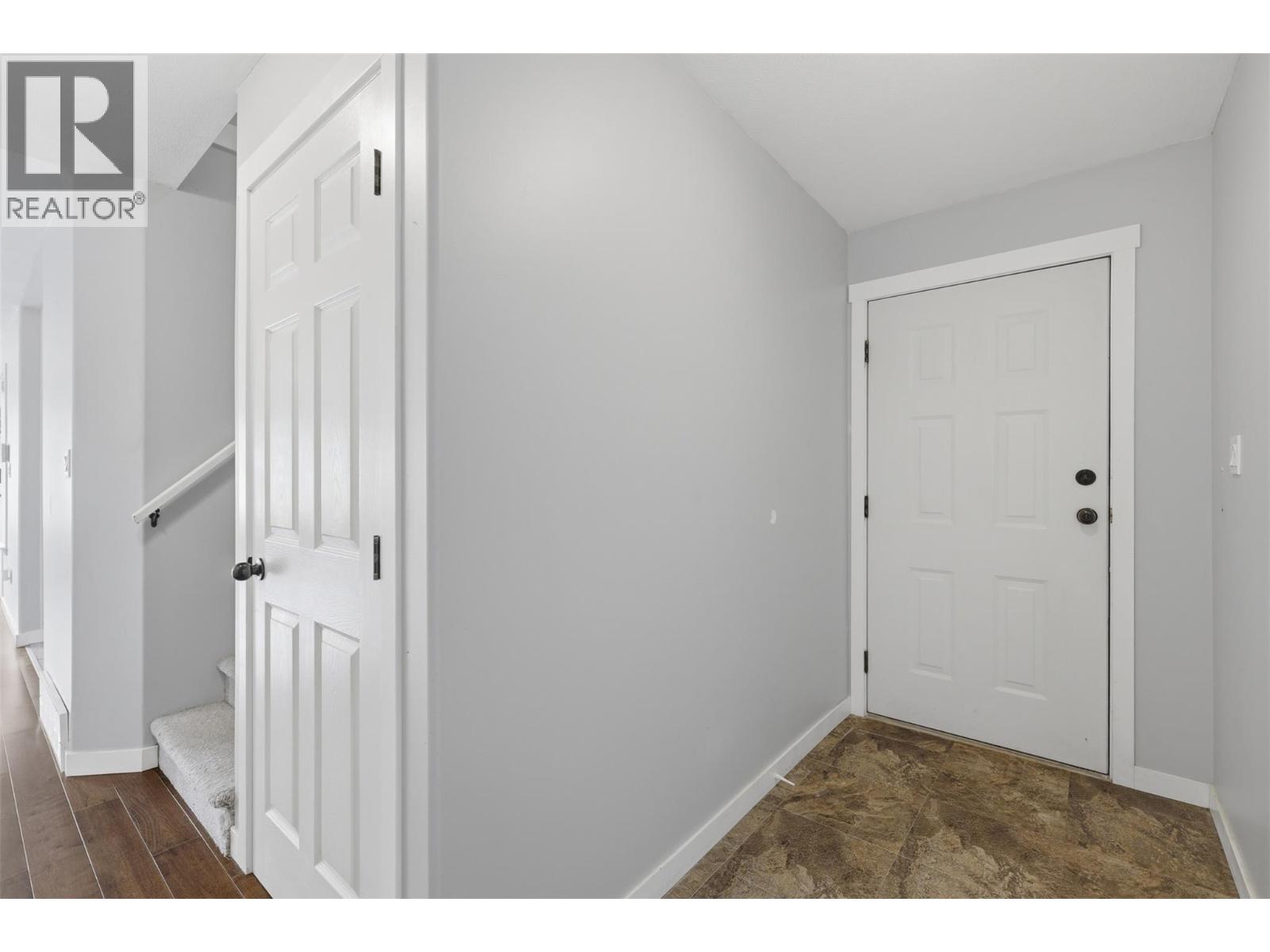 1897 Fleetwood Avenue, Kamloops, British Columbia  V2B 4R9 - Photo 48 - 10389847