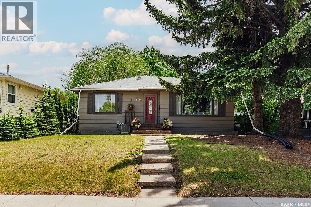 1426 12th STREET E, saskatoon, Saskatchewan