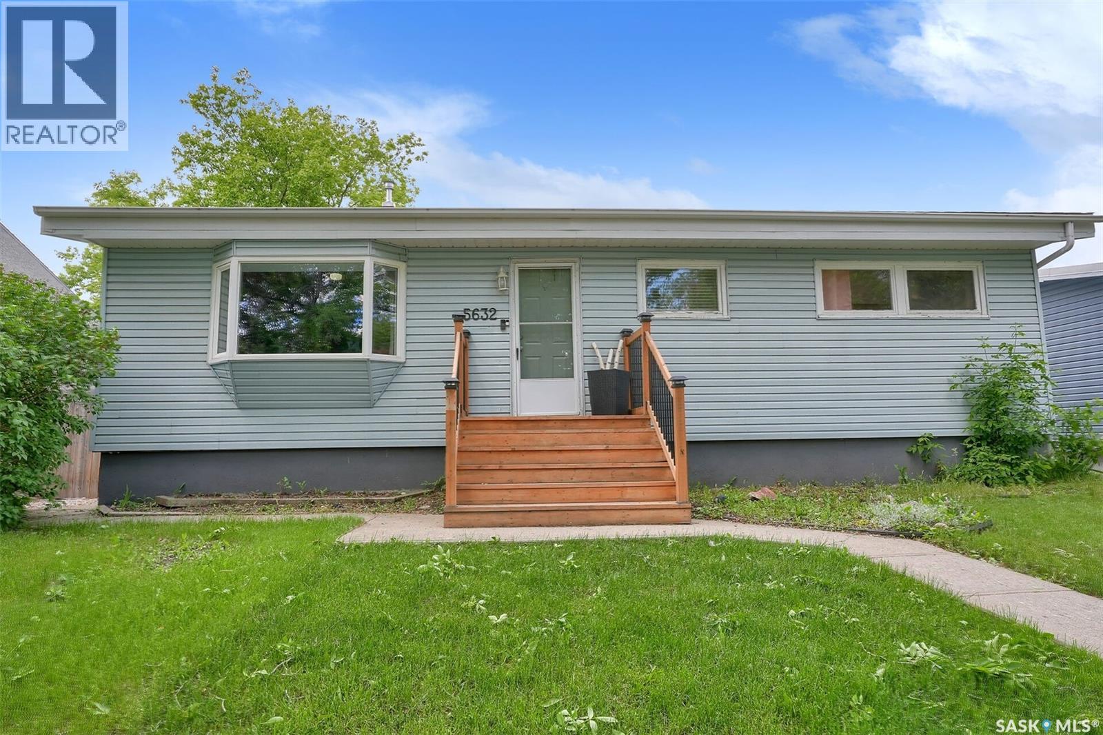 5632 4th AVENUE, regina, Saskatchewan