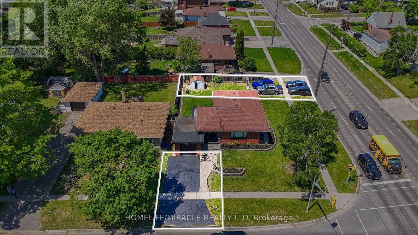 544 Adelaide Avenue W, Oshawa, Ontario  L1J 2S3 - Photo 4 - E13411922