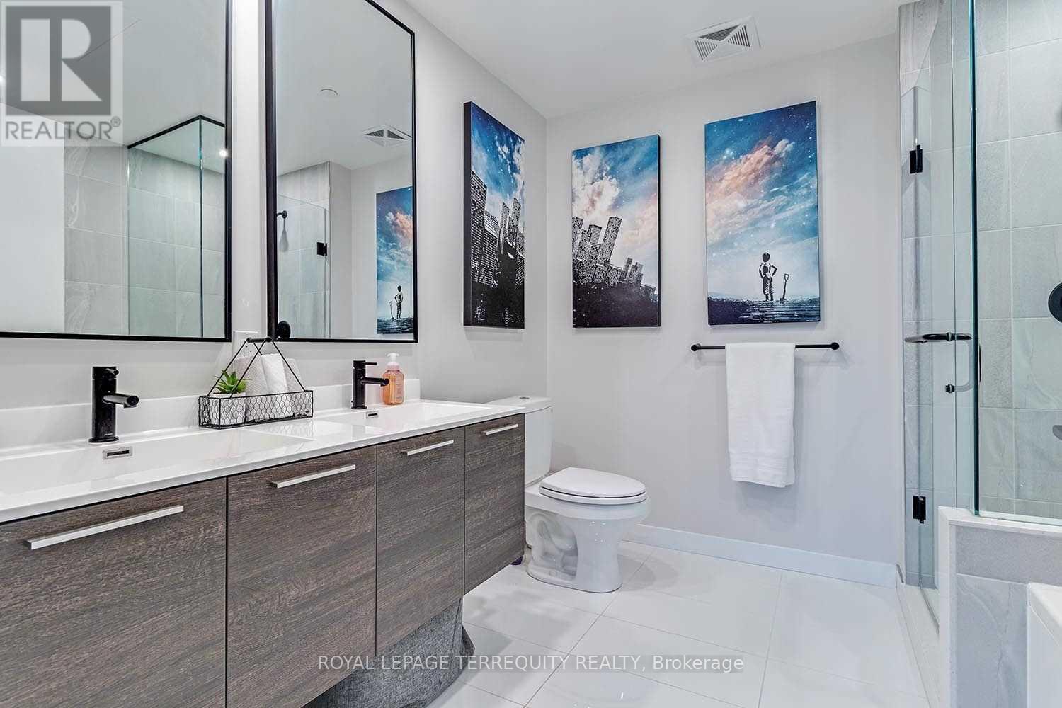 403 - 2118 Bloor Street W, Toronto, Ontario  M6S 0A6 - Photo 16 - W13432784