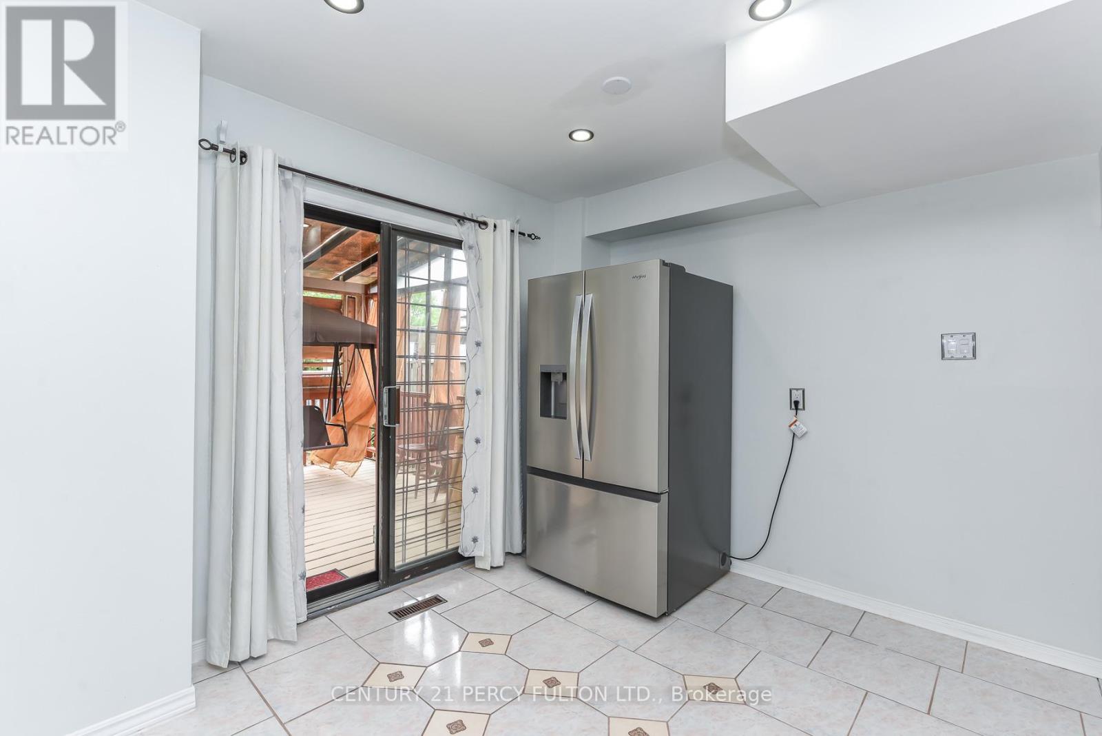 233 Murray Street, Brampton, Ontario  L6X 3M1 - Photo 14 - W13432848