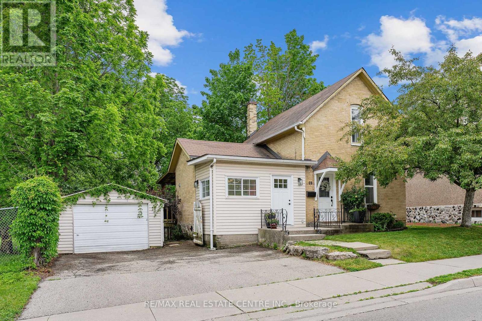 69 Glenmorris Street, Cambridge, Ontario  N1S 2Y4 - Photo 2 - X13432720