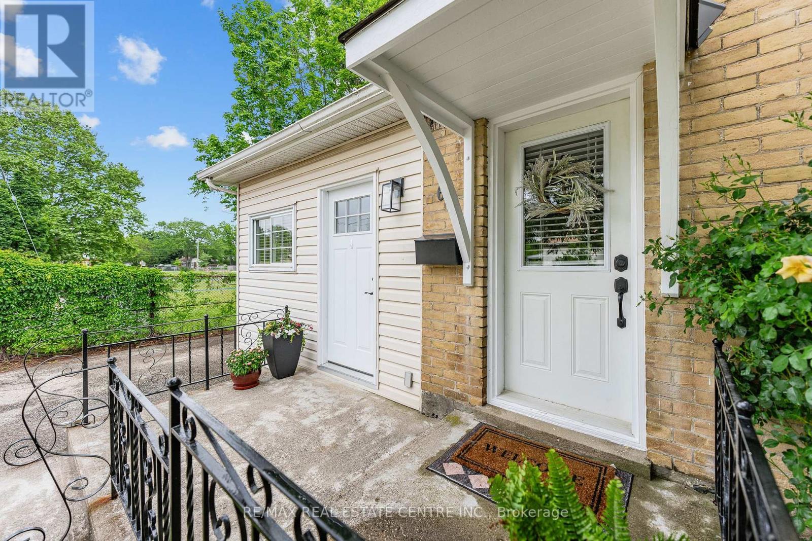 69 Glenmorris Street, Cambridge, Ontario  N1S 2Y4 - Photo 5 - X13432720