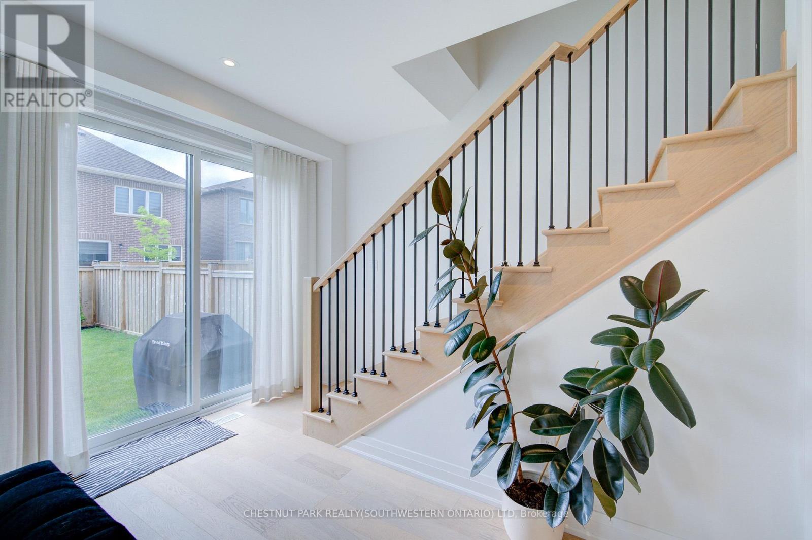 58 Routley Street, Kitchener, Ontario  N2R 0S2 - Photo 21 - X13432812
