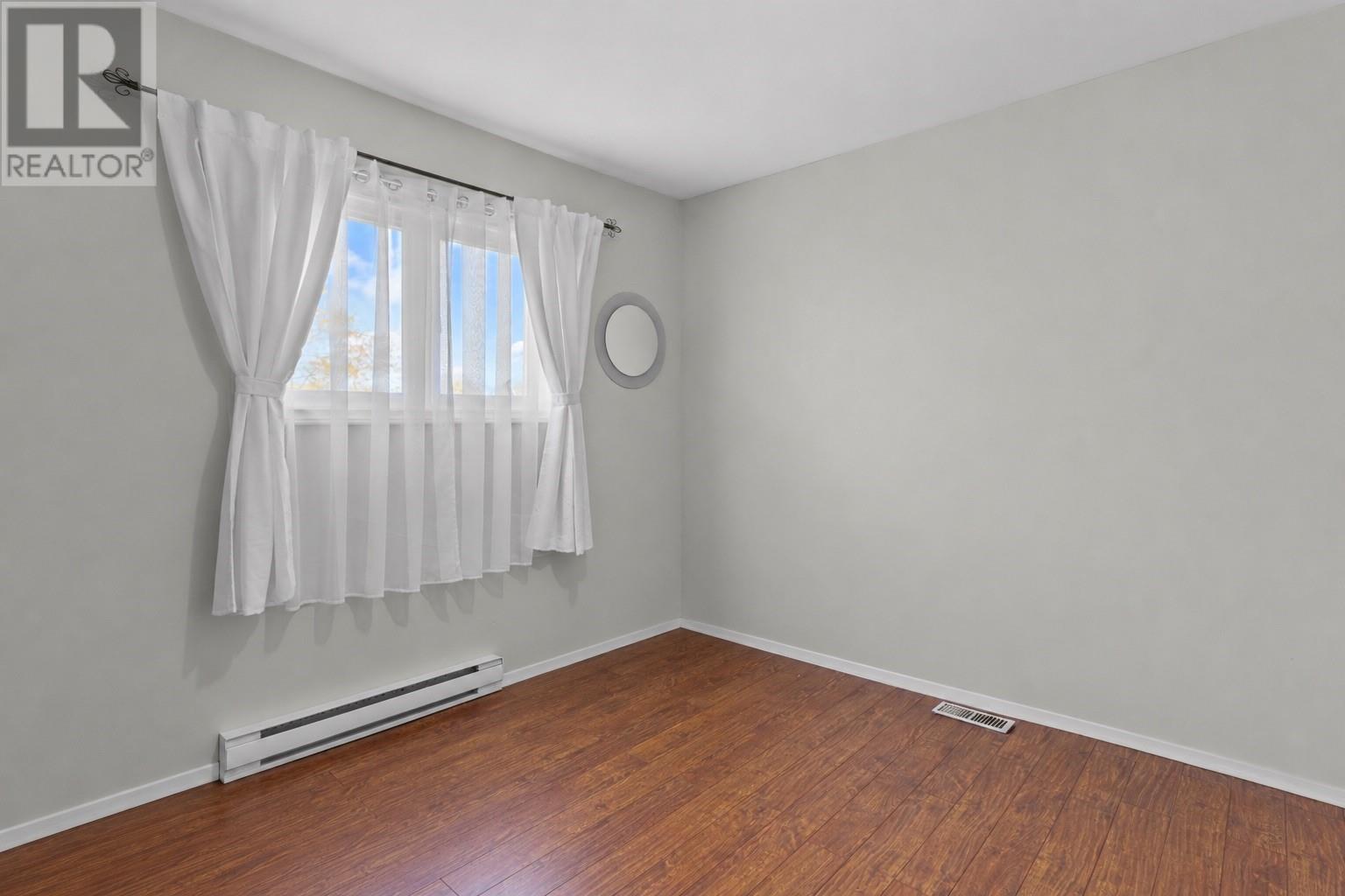 11 Pleasant Avenue, Mount Pearl, Newfoundland & Labrador  A1N 1S2 - Photo 12 - 1298866