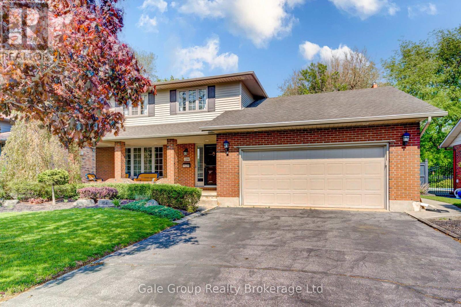 24 Van Norman Drive, Tillsonburg, Ontario  N4G 4S2 - Photo 3 - X12890878