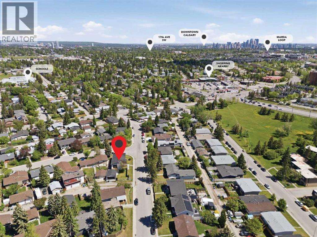 27 Glacier Drive SW, Calgary, Alberta  T3E 5A2 - Photo 44 - A2318799